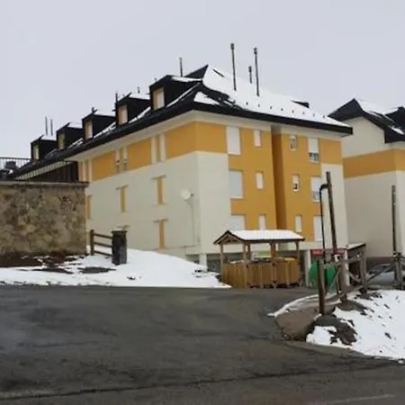 Apartament El Llar 122 *