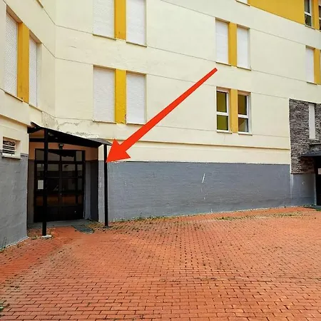 El Llar 122 Apartament